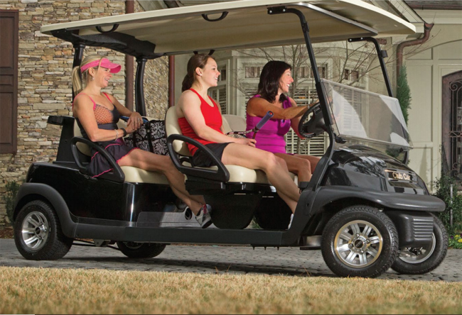 Carrito de golf amplio espacio